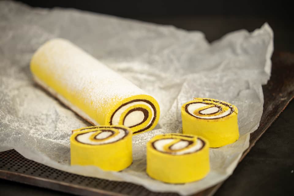 Saffron Swissroll - Bakels Sweden