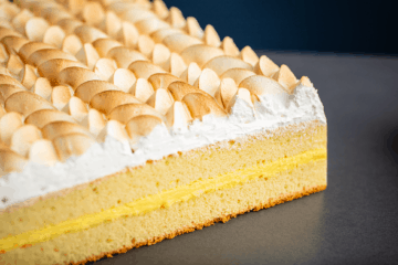 Lemon & Meringue Sheet Cake